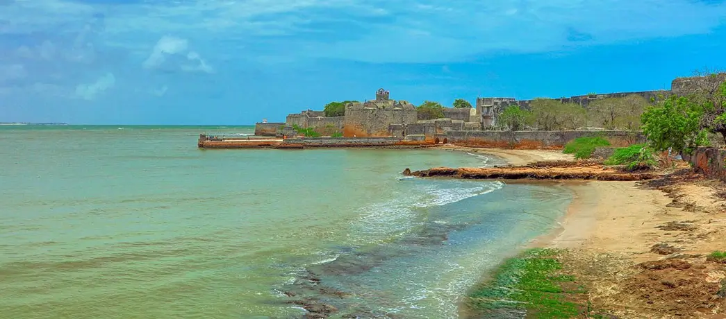 Diu-blue-water