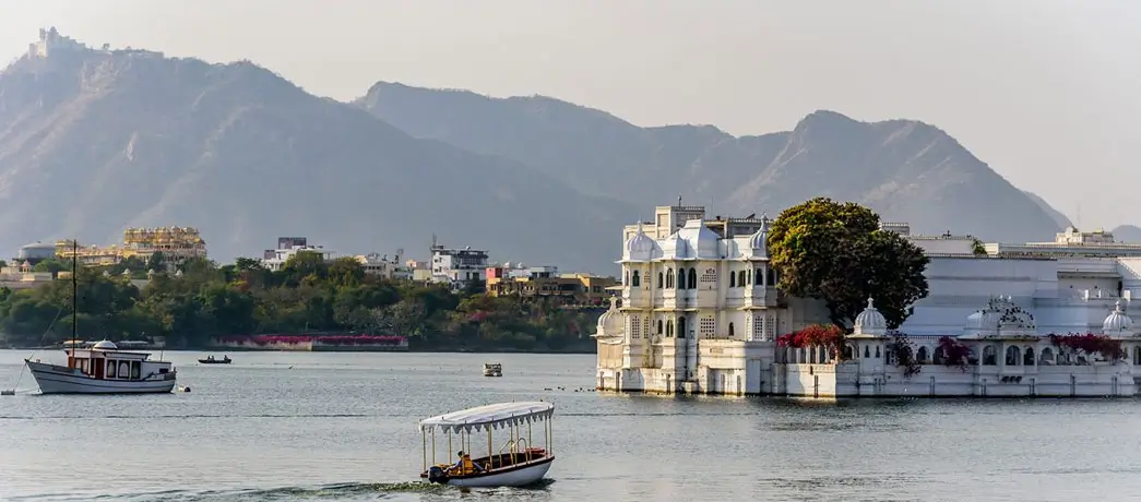 Lake-Pichola